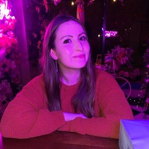 Meet your Posher, Amber